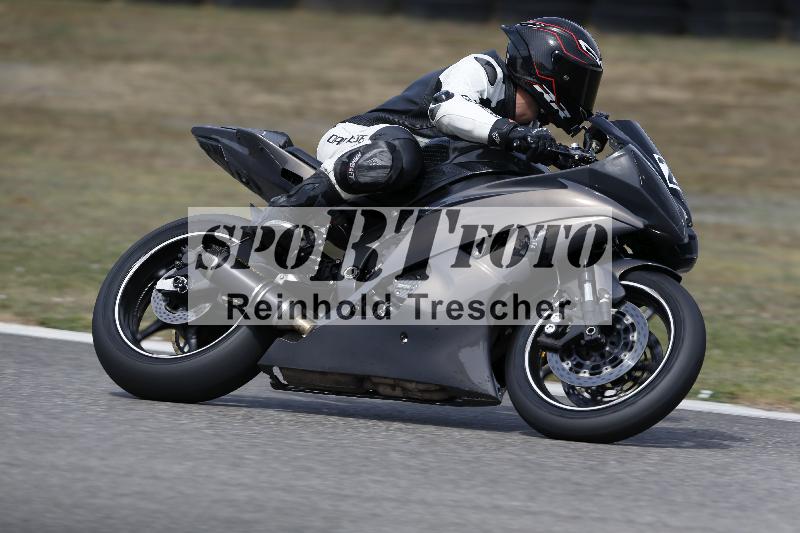 /37 09.08.2026  Pluess Motosport ADR/Freies Fahren/26